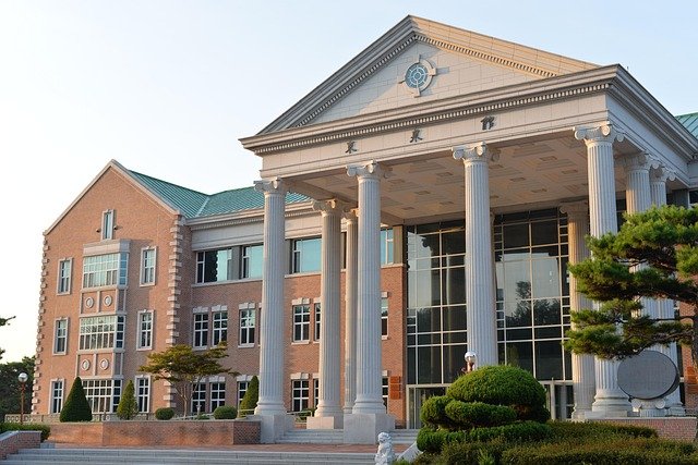 building-8991569_640 (1)